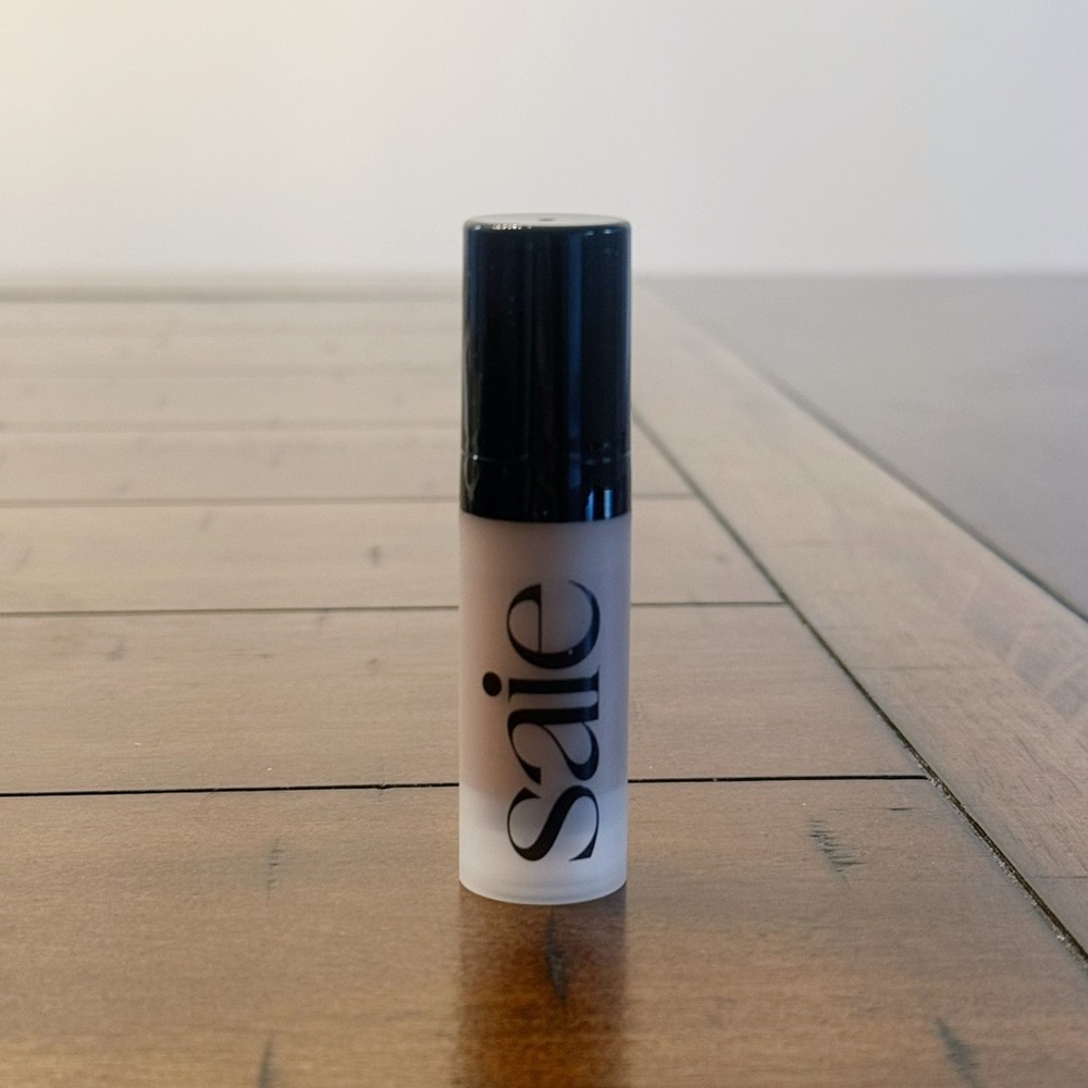 Saie Glowy Super Gel Lightweight Dewy Highlighter 5ml